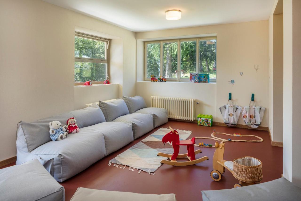Crans-Montana Youth Hostel Экстерьер фото