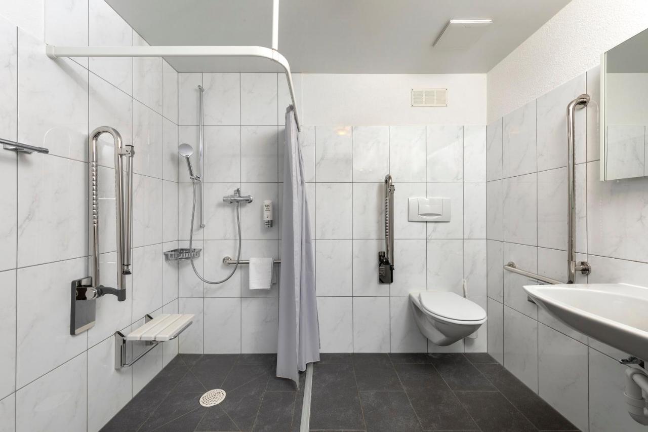 Crans-Montana Youth Hostel Экстерьер фото