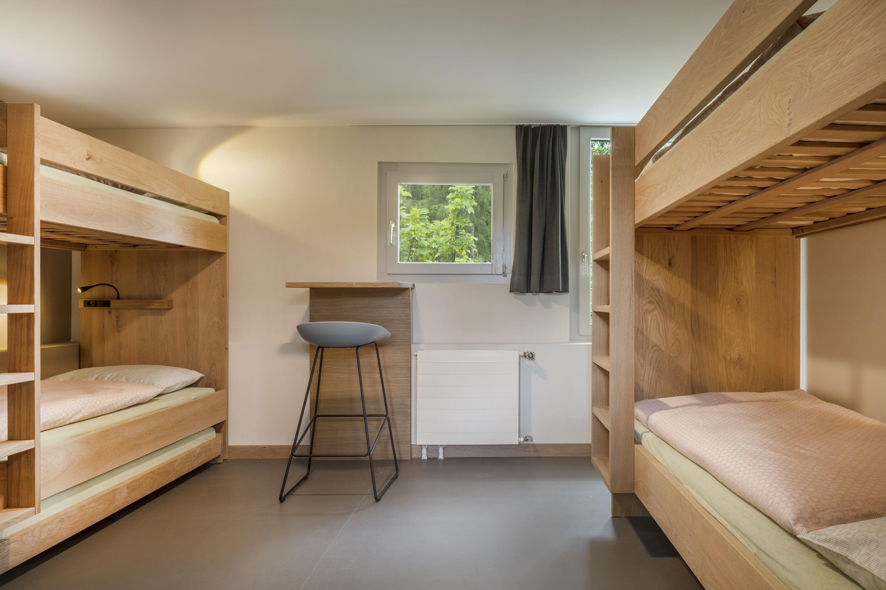 Crans-Montana Youth Hostel Экстерьер фото