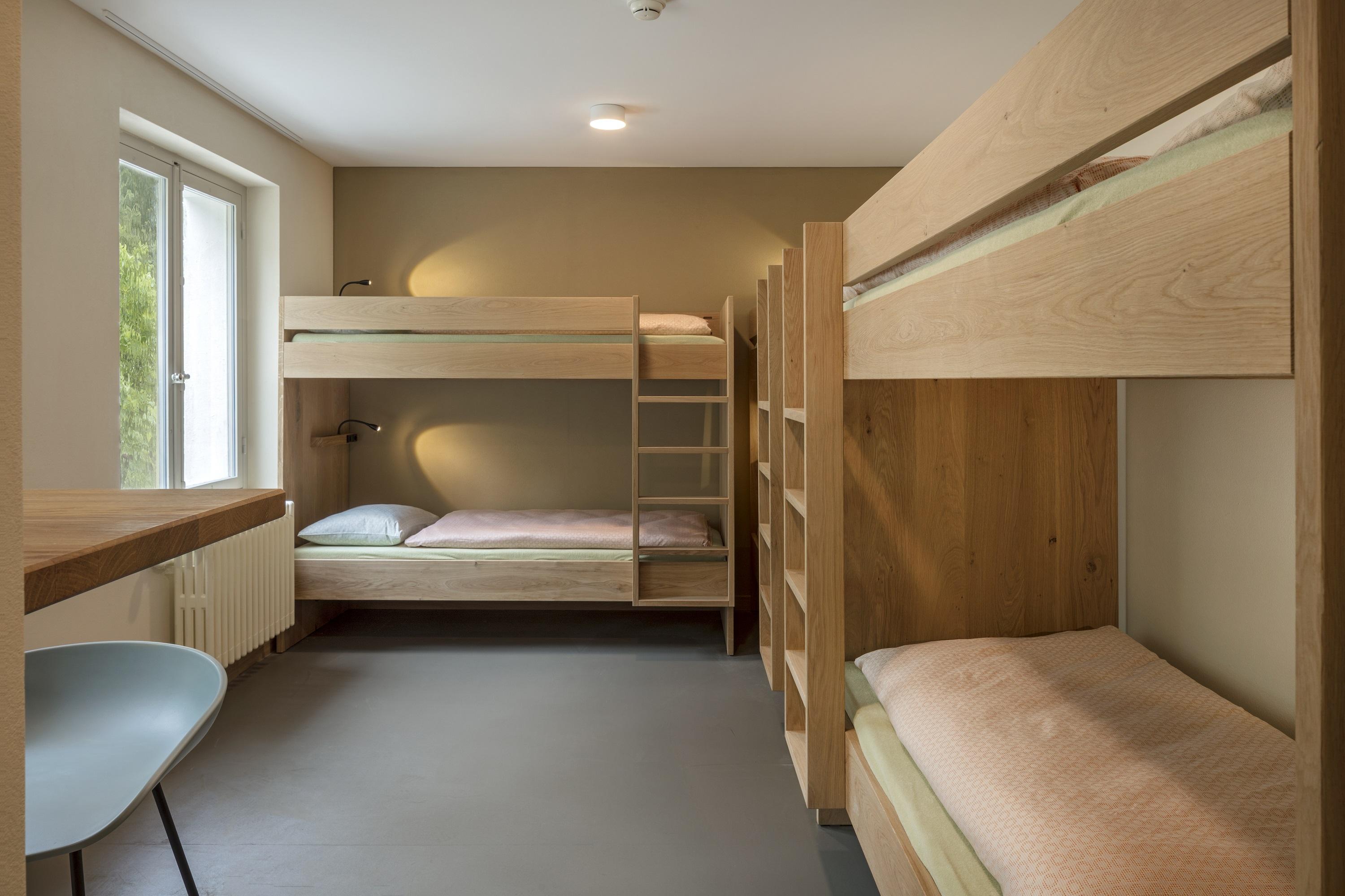 Crans-Montana Youth Hostel Экстерьер фото