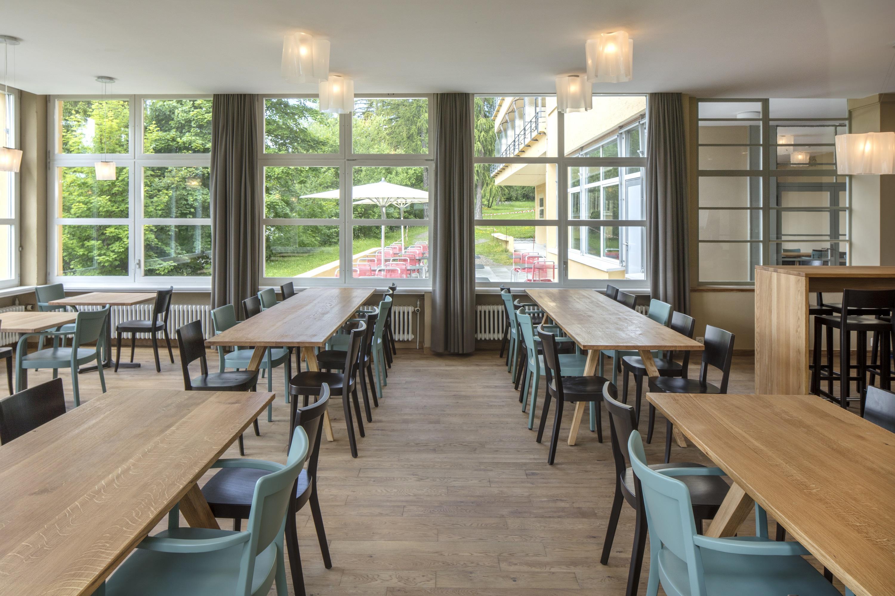 Crans-Montana Youth Hostel Экстерьер фото