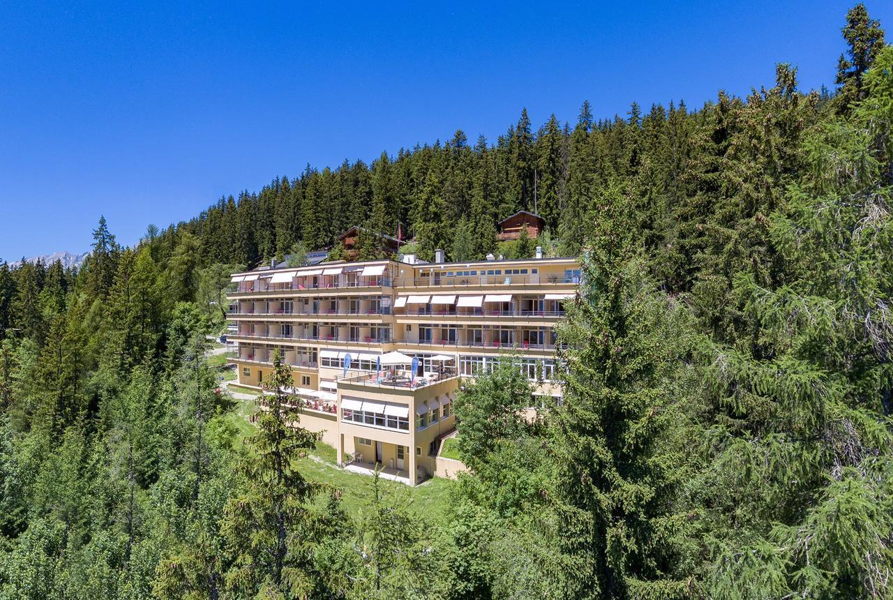 Crans-Montana Youth Hostel Экстерьер фото